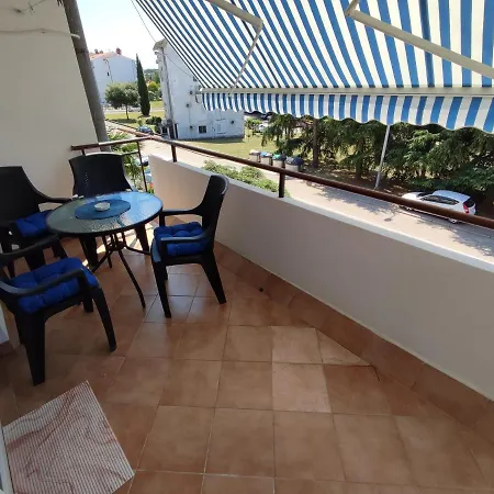 דירה Tanja פורץ